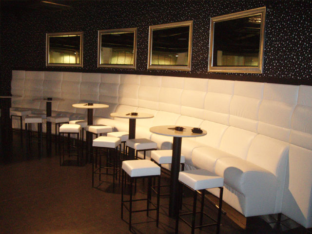 club und bar loungemoebel